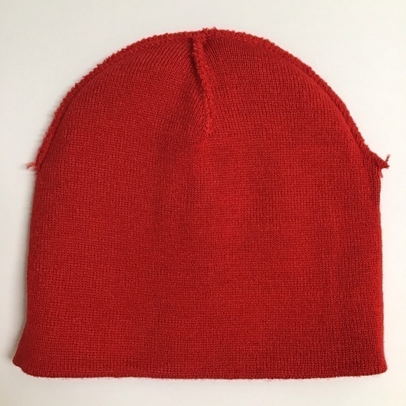 The Elf on the Shelf Knit Beanie Red Hat Snow Ski Cap Christmas Tradition 2019 - Picture 5 of 11